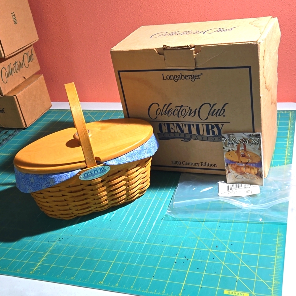Longaberger 2000 Century Celebration Collectors Club Edition, New, stored in box